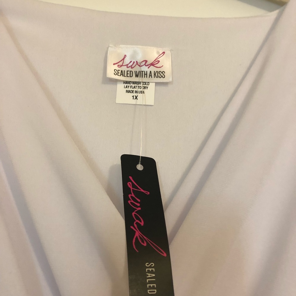 Short white dress. New with tags.